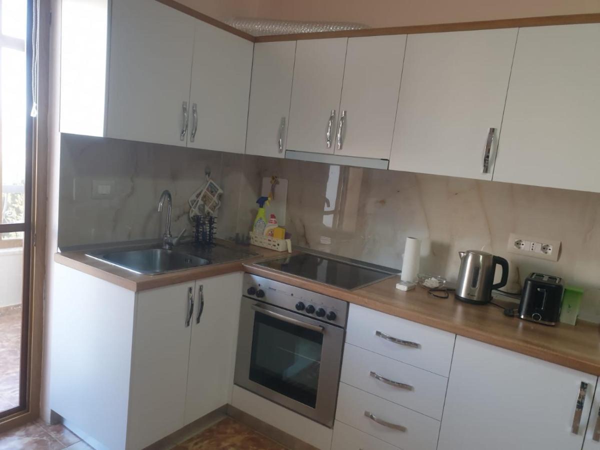 Jozi Kaiser Apartment 4 دراس المظهر الخارجي الصورة