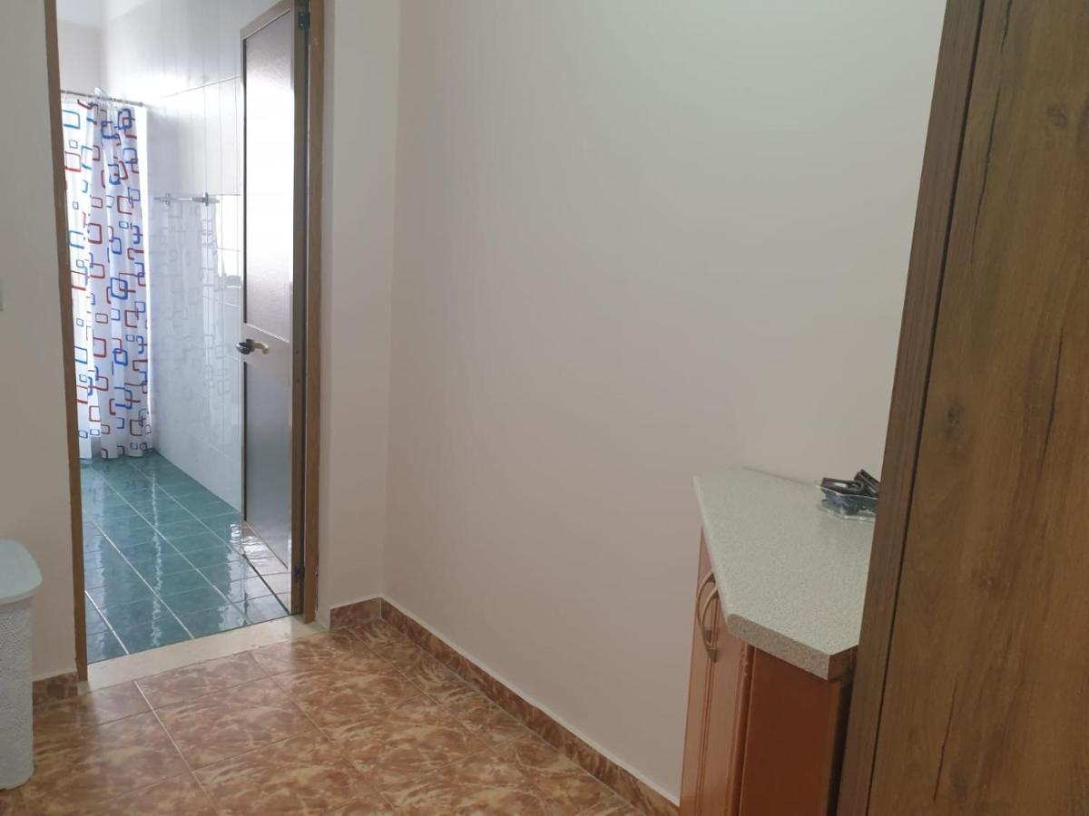 Jozi Kaiser Apartment 4 دراس المظهر الخارجي الصورة